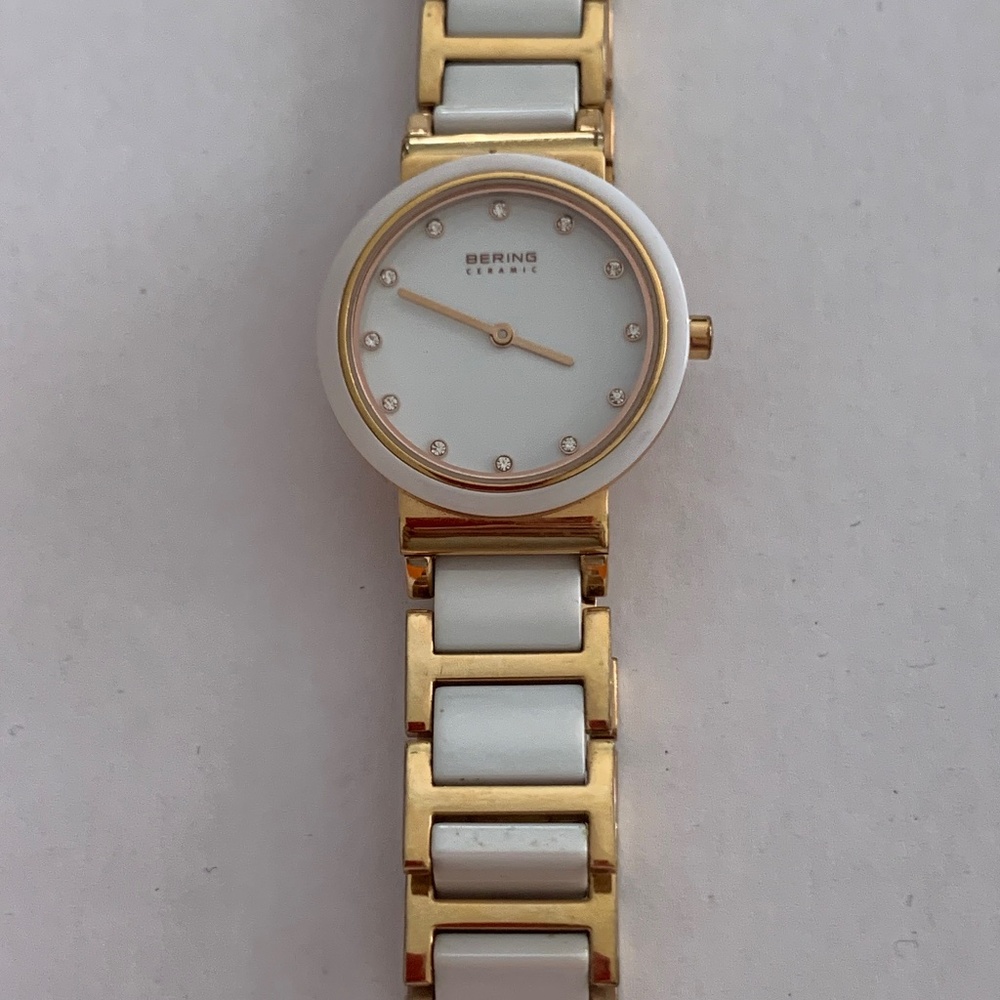 Women watch ROSE GOLD